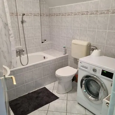 Koerteszirom Apartmán Eger